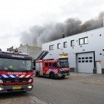 20160427-18u06 GB 004 Zeer grote brand Industriestraat