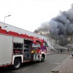 20160427-18u08 GB 006 Zeer grote brand Industriestraat