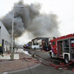 20160427-18u16 GB 020 Zeer grote brand Industriestraat